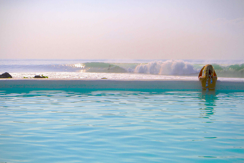 Infinity pool