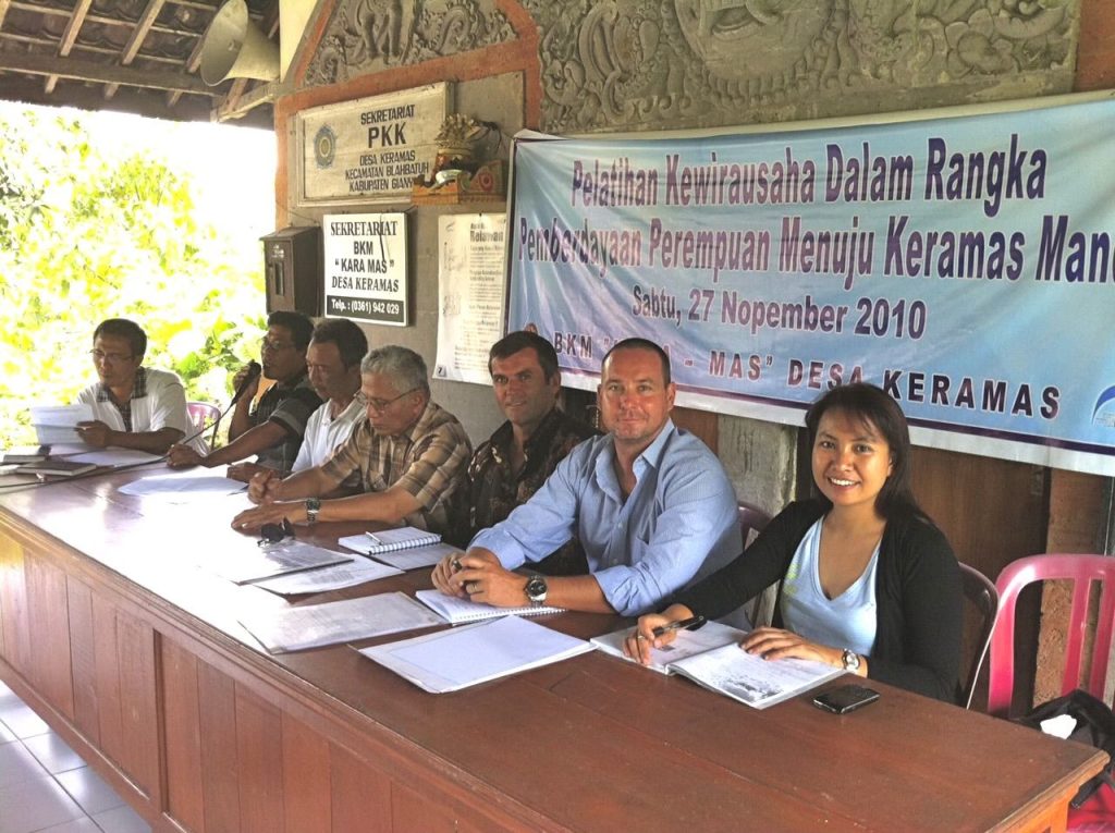 Tony Cannon and the Komune team at a 2010 socialisation meeting with Keramas village locals in a Balinese community hall